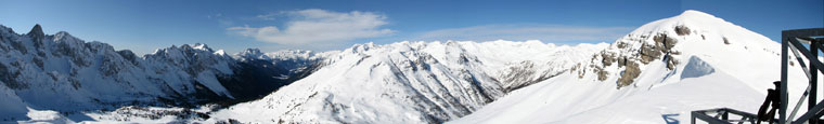 Panoramica invernale dal Monte Campioncino verso la Val di Scalve e i suoi monti - Marco Caccia 14 febbraio 09